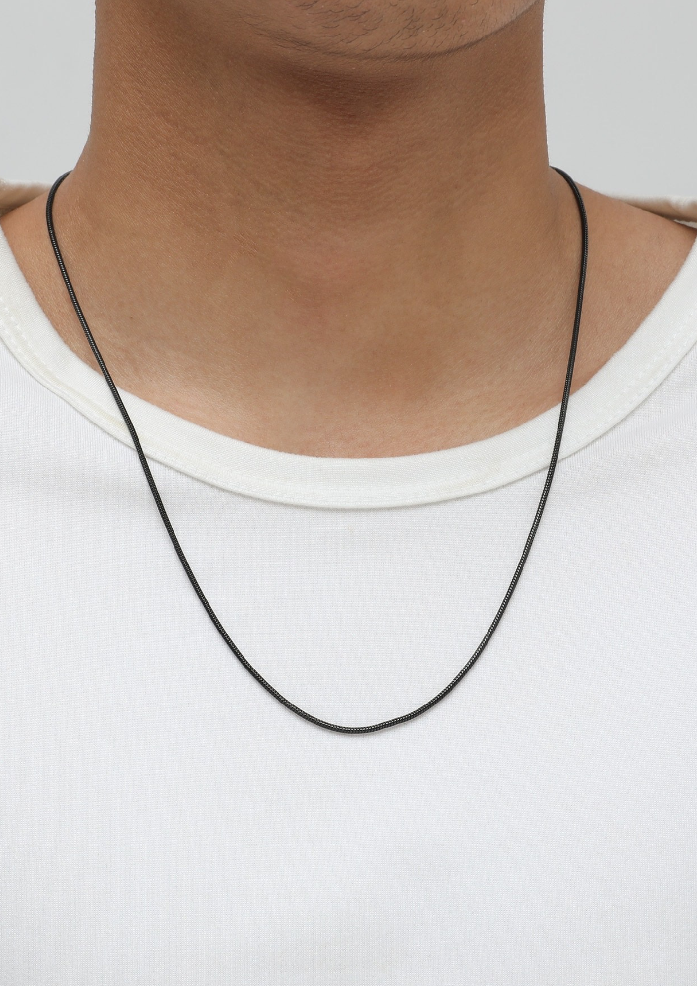 Collar minimalista