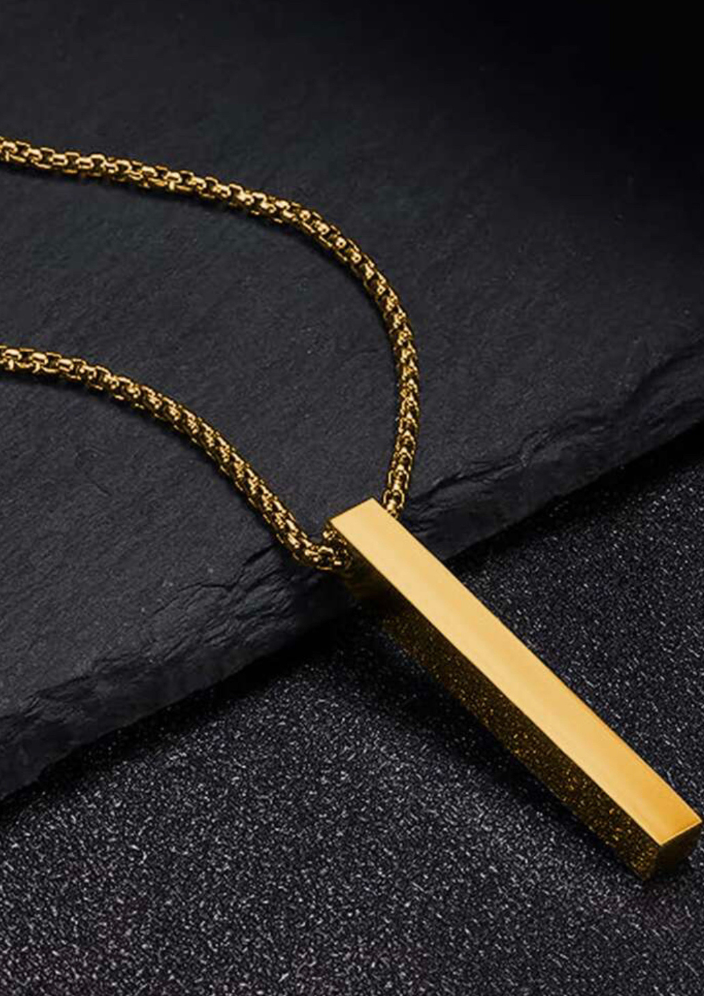 Collar con dije de barra