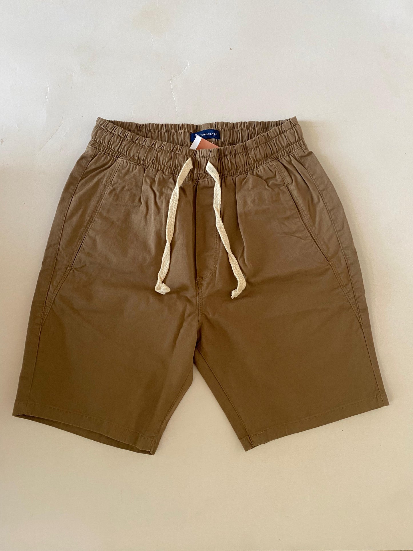 short engomado