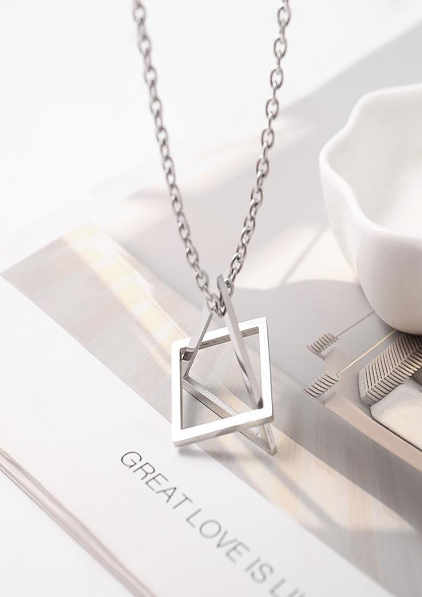 Collar Geométrico